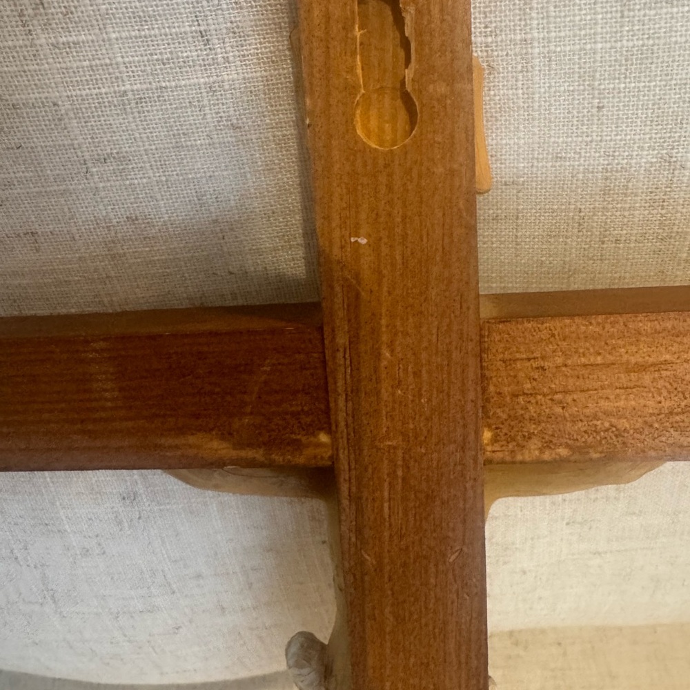 Wooden Crucifix with Jesus - Picture 4 of 10